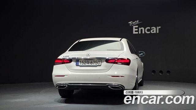 Mercedes-Benz E-Class (W213) E250 Avantgarde 2023 — фото 4