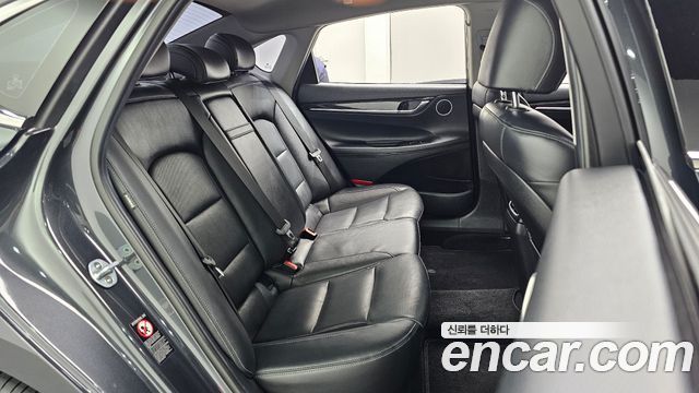 Hyundai Grandeur (IG) 2.4 Premium 2018 — фото 11