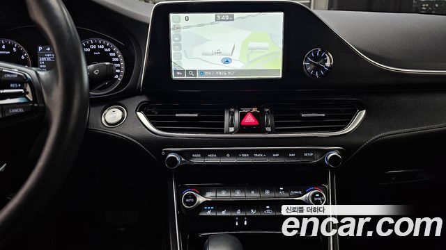 Hyundai Grandeur (IG) 2.4 Premium 2018 — фото 15