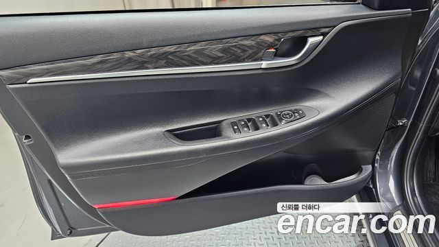 Hyundai Grandeur (IG) 2.4 Premium 2018 — фото 24