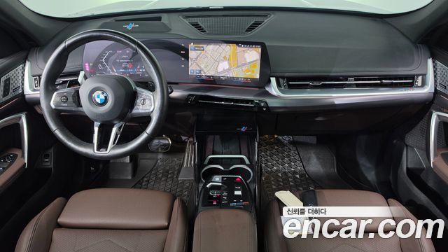 BMW X1 (U11) sDrive 20i M Sport 2023 — фото 7