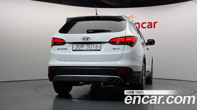 Hyundai Santa Fe (DM) Diesel(e-VGT) 2.0 2WD Premium 2013 — фото 4