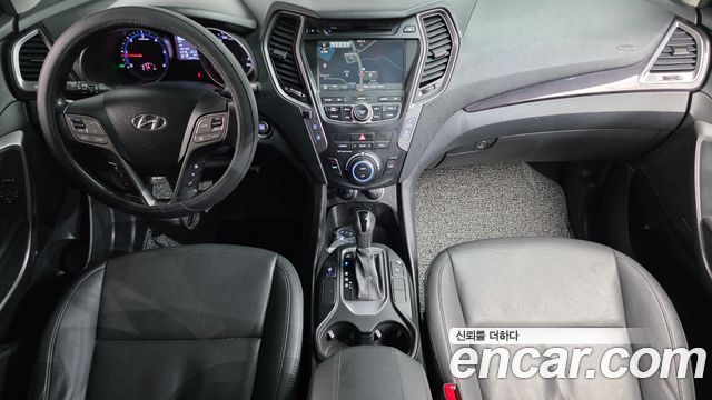 Hyundai Santa Fe (DM) Diesel(e-VGT) 2.0 2WD Premium 2013 — фото 7