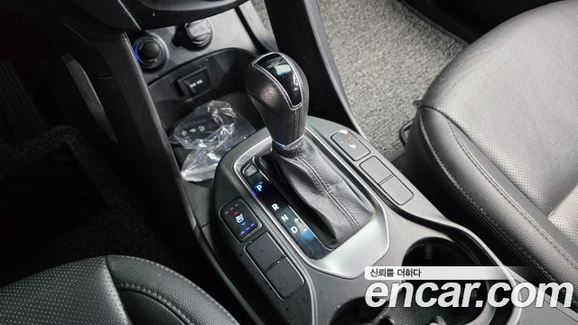 Hyundai Santa Fe (DM) Diesel(e-VGT) 2.0 2WD Premium 2013 — фото 9