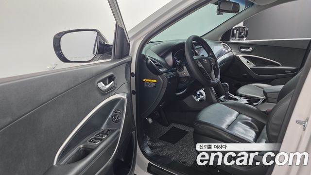 Hyundai Santa Fe (DM) Diesel(e-VGT) 2.0 2WD Premium 2013 — фото 10