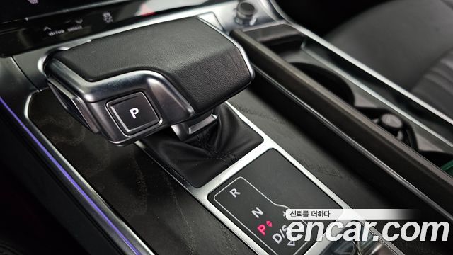 Audi A6 (C8) 40 TDI Premium 2023 — фото 9