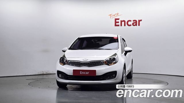 Kia Pride 1.6 GDI Sedan Luxury 2013 — фото 3