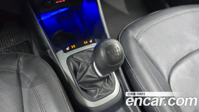 Kia Pride 1.6 GDI Sedan Luxury 2013 — фото 9