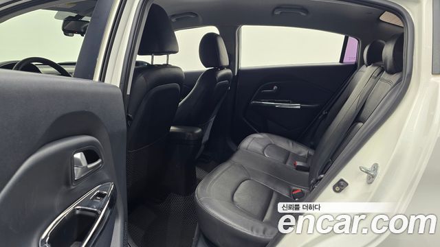 Kia Pride 1.6 GDI Sedan Luxury 2013 — фото 12