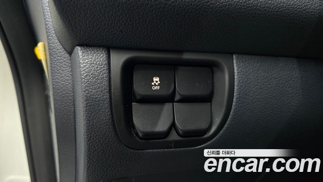 Kia Pride 1.6 GDI Sedan Luxury 2013 — фото 14