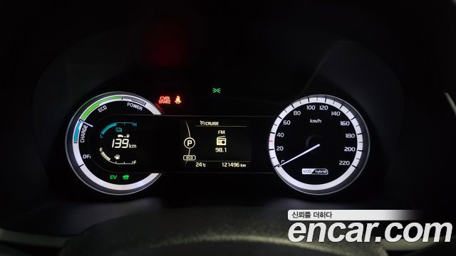 Kia Niro Prestige 2017 — фото 8