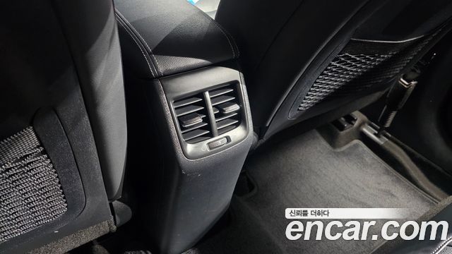 Kia Niro Prestige 2017 — фото 33