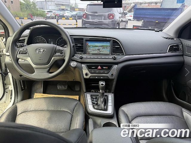 Hyundai Avante (AD) 1.6 GDI Value Plus 2017 — фото 5