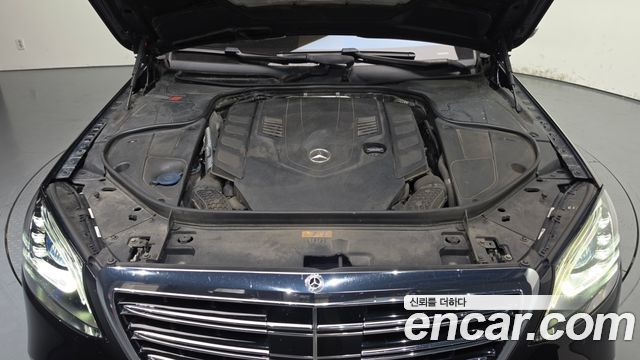 Mercedes-Benz S-Class (W222) S560L 4MATIC 2018 — фото 6