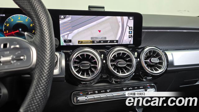 Mercedes-Benz GLB-Class (X247) AMG GLB35 4MATIC 2023 — фото 12