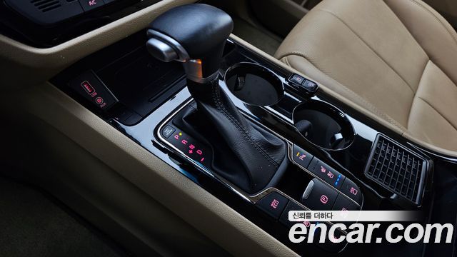 Kia Carnival Gasoline 7-Seater Hi-Limousine President 2019 — фото 9