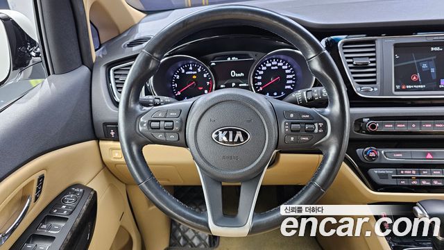 Kia Carnival Gasoline 7-Seater Hi-Limousine President 2019 — фото 13
