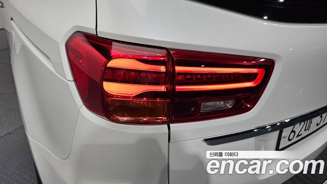 Kia Carnival Gasoline 7-Seater Hi-Limousine President 2019 — фото 23