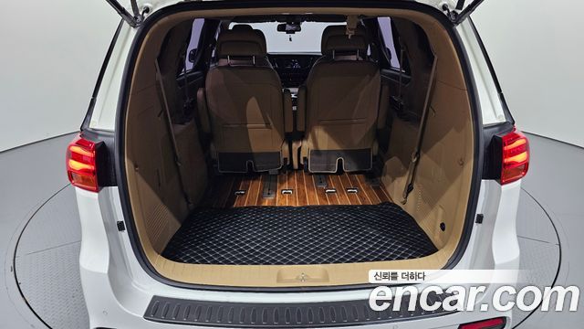 Kia Carnival Gasoline 7-Seater Hi-Limousine President 2019 — фото 27