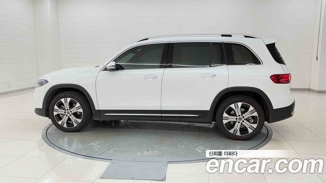Mercedes-Benz EQB (X243) EQB300 4MATIC Progressive 2026 — фото 3