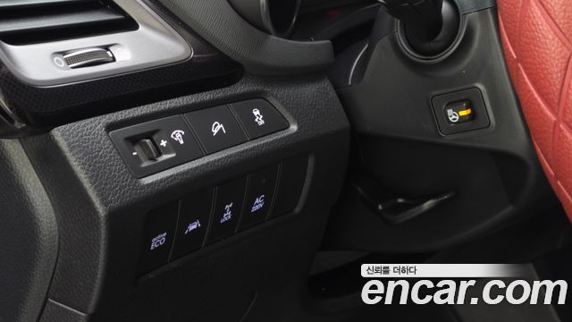 Hyundai Maxcruise Diesel(e-VGT) 2.2 4WD Exclusive Special 2014 — фото 15