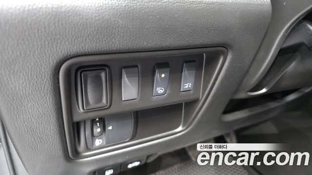 Renault Korea QM6 2.0 GDe PREMIERE 2WD 2020 — фото 28