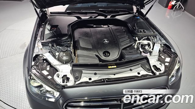 Mercedes-Benz E-Class (W213) E450 4MATIC Exclusive 2021 — фото 6