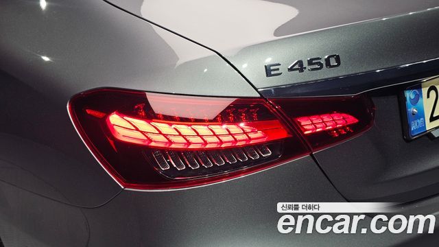 Mercedes-Benz E-Class (W213) E450 4MATIC Exclusive 2021 — фото 23