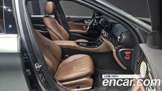Mercedes-Benz E-Class (W213) E450 4MATIC Exclusive 2021 — фото 26