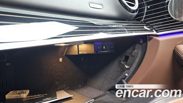 Mercedes-Benz E-Class (W213) E450 4MATIC Exclusive 2021 — фото 31