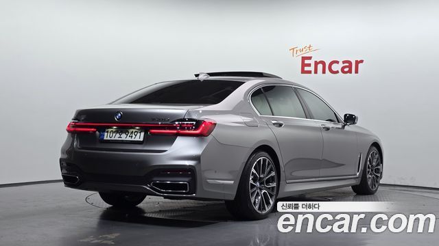 BMW 7 Series (G11) 740Li xDrive M Sport Package 2021 — фото 2