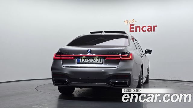 BMW 7 Series (G11) 740Li xDrive M Sport Package 2021 — фото 4