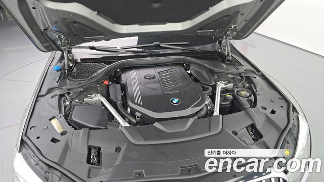 BMW 7 Series (G11) 740Li xDrive M Sport Package 2021 — фото 6