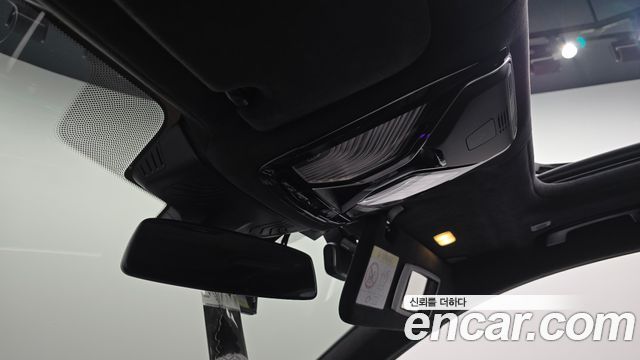 BMW 7 Series (G11) 740Li xDrive M Sport Package 2021 — фото 24