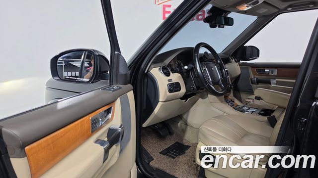Land Rover Discovery 4 3.0 SDV6 HSE 2014 — фото 10