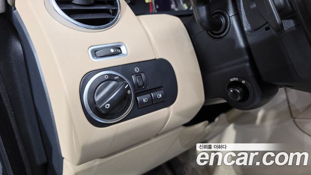 Land Rover Discovery 4 3.0 SDV6 HSE 2014 — фото 18