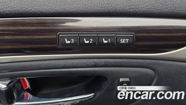 Lexus LS460 AWD XF40 2016 — фото 14