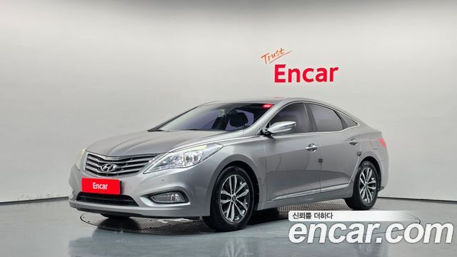 Hyundai Grandeur (HG) HG240 Luxury