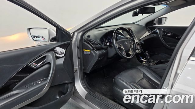 Hyundai Grandeur (HG) HG240 Luxury 2012 — фото 10