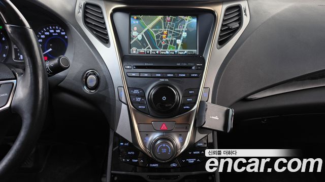 Hyundai Grandeur (HG) HG240 Luxury 2012 — фото 13