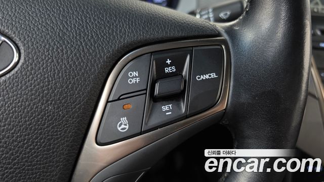 Hyundai Grandeur (HG) HG240 Luxury 2012 — фото 15