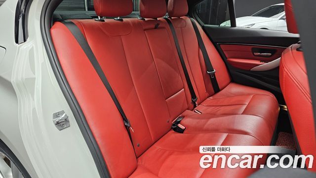 BMW 3 Series (F30) 330i M Sport 2017 — фото 12