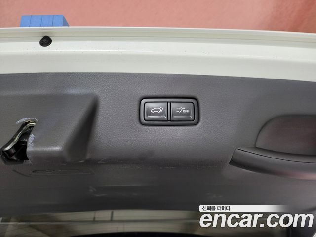 Kia Carnival (IV) HEV 7seater Outdoor Nobless Nobless 2024 — фото 17