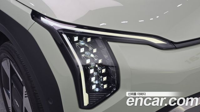 Kia EV3 Long Range 2WD Earth 2025 — фото 22
