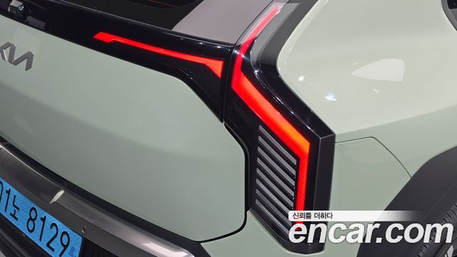 Kia EV3 Long Range 2WD Earth 2025 — фото 23
