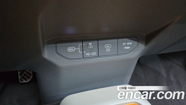 Kia EV3 Long Range 2WD Earth 2025 — фото 32
