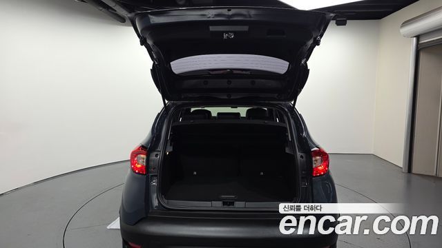 Renault Korea QM3 RE 2017 — фото 24