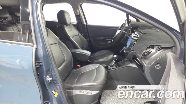 Renault Korea QM3 RE 2017 — фото 32
