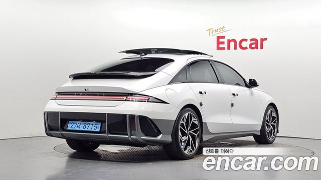 Hyundai Ioniq 6 Long Range Exclusive + 2023 — фото 2