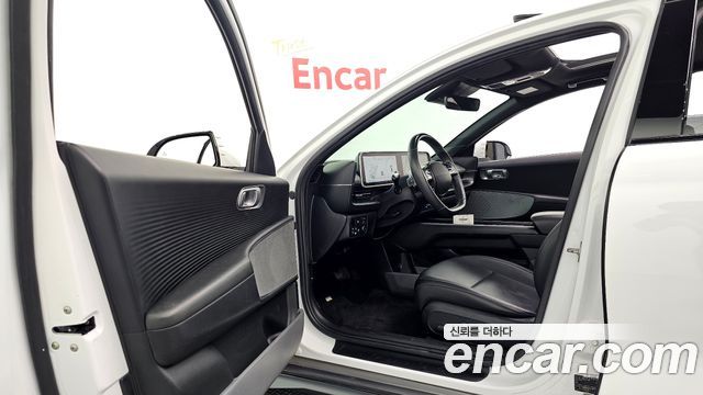 Hyundai Ioniq 6 Long Range Exclusive + 2023 — фото 10
